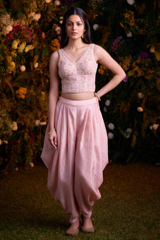 Contemporary Wear – Shell Pink Zardozi Top with Cape by Shyam Narayan Prasad