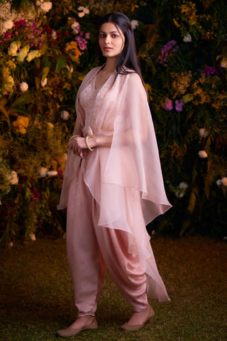 Contemporary Wear – Shell Pink Zardozi Top with Cape by Shyam Narayan Prasad