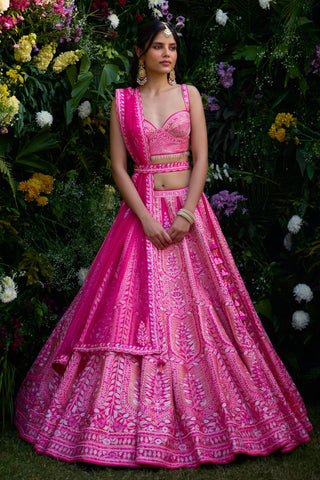 Lehenga Set for Indian Wedding – Fuschia Pink Gota by Shyam Narayan Prasad