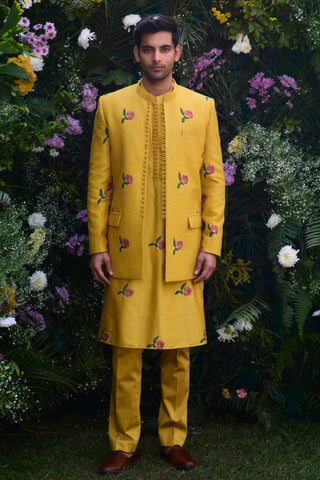 kurta set – Indian Wedding – Golden Yellow Quilted Jacket Set – by Shyam Narayan Prasad