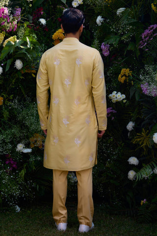 embroidered kurta set – Indian Wedding – Lemon Drop Yellow Waistcoat Set – by Shyam Narayan Prasad
