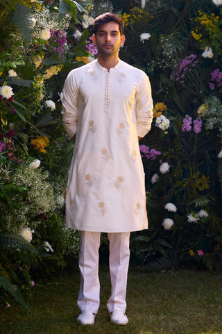 embroidered kurta set – Indian Wedding – Pristine White Lurex Patchwork Set – by Shyam Narayan Prasad