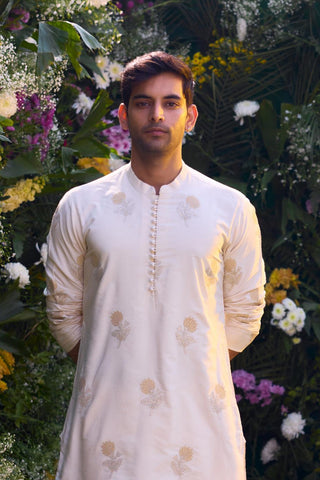embroidered kurta set – Indian Wedding – Pristine White Lurex Patchwork Set – by Shyam Narayan Prasad
