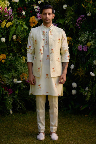 kurta set – Indian Wedding – Winter White Quilted Waistcoat Set – by Shyam Narayan Prasad