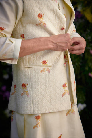 kurta set – Indian Wedding – Winter White Quilted Waistcoat Set – by Shyam Narayan Prasad
