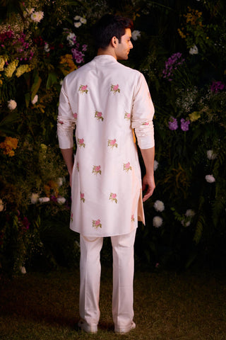 kurta for men – Contemporary Wear – Papyrus White Silk Chanderi – by Shyam Narayan Prasad