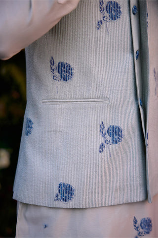 kurta set – Indian Wedding – Illusion Blue Dori Quilted Waistcoat Set – by Shyam Narayan Prasad