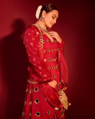 Red inara naach anarkali set