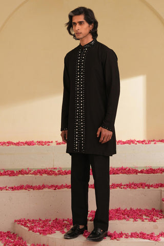 Men’s Kurta Set for Indian Wedding – Serenel Yuri Black by Shreyansh Designs