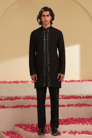 Men’s Kurta Set for Indian Wedding – Serenel Yuri Black by Shreyansh Designs