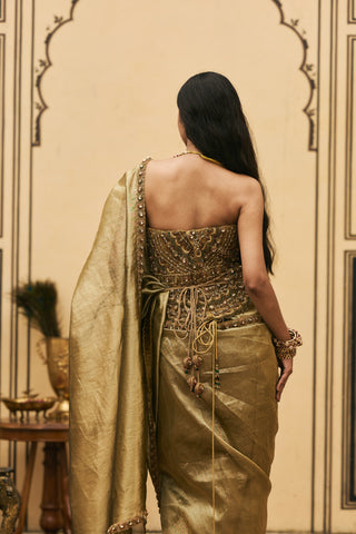 Saree Set for Indian Wedding - Gold Polki Pallavi Jadaau Corset Saree Set with Head Dupatta by Itrh at Mrs. G