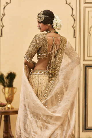Lehenga Set for Indian Wedding - Gold Polki Sunehra Tissue Lehenga Set by Itrh at Mrs. G