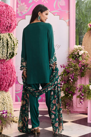 Kurta set Indian Wedding Green Syna by Seema Thukral