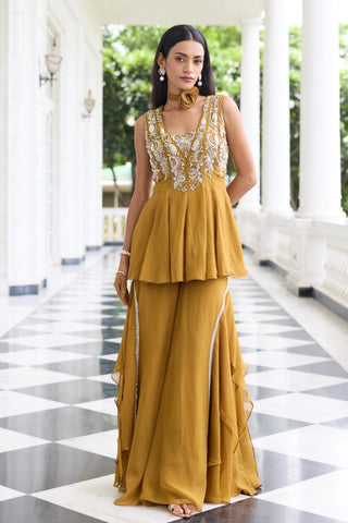 Gharara set Indian Wedding – Gold Supriya by Seema Thukral