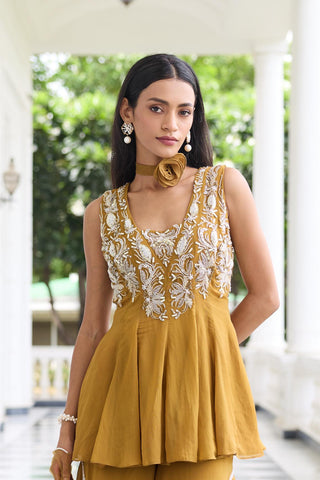 Gharara set Indian Wedding – Gold Supriya by Seema Thukral