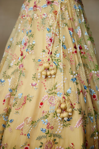 Lehenga Set Indian Wedding – Yellow Sunshine by Shasha Gaba