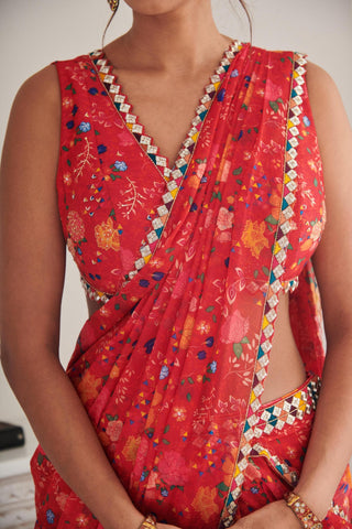 Saree for women for Indian Wedding – Payal dinchariya saree by Shasha Gaba