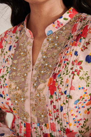 Kurta Set for Indian Wedding â€“ Libas Dinchariya by Shasha Gaba
