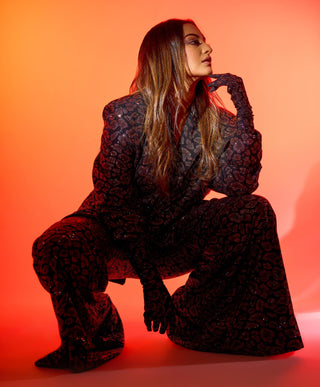 Black boxy chic co-ord set