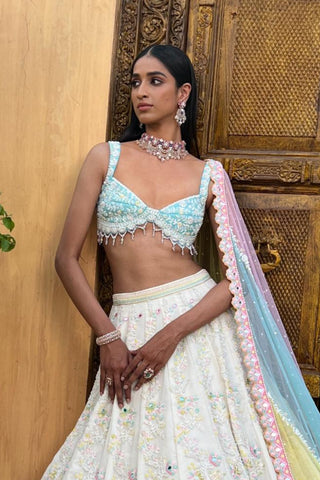 Ivory sumanjima lehenga set