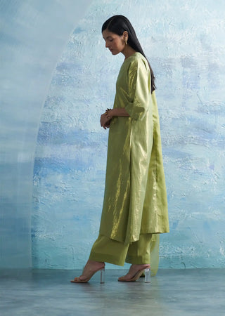 Aura sheen green kurta set