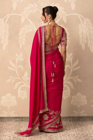 Saree Set for Indian Wedding – Pink Blouse with Petticoat by Ridhi Mehra