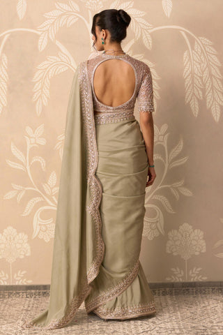 Saree for Indian Wedding – Green Blouse with Petticoat by Ridhi Mehra