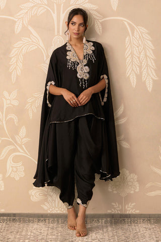 Black Cape Set for Indian Wedding – Black Cape with Drape Salwar by Ridhi Mehra