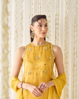 Kurta Set Minimalist Wear - Yellow Kurta by Sanya Gulati