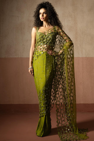 Drape saree for Indian Wedding – Mehendi Heer by Quench A Thirst