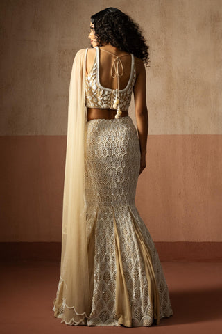 Fishtail drape saree for Contemporary Wear – Beige & Ivory Heer by Quench A Thirst