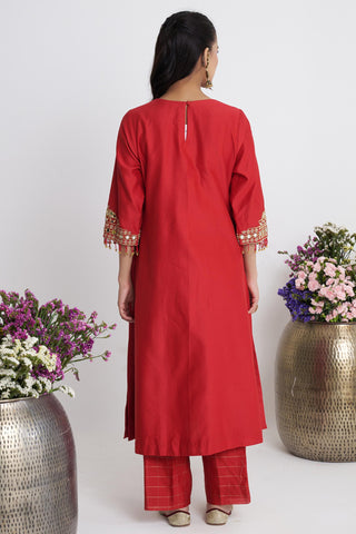 Red lehraata resham kurta set