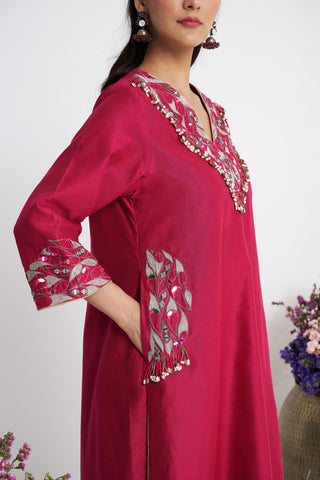 Pink satrangi dhaaga kurta set