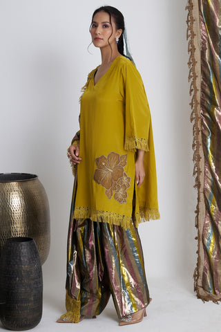 Yellow bijli farshi salwar suit set