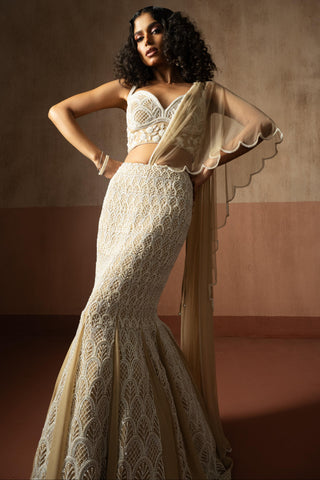 Fishtail drape saree for Contemporary Wear – Beige & Ivory Heer by Quench A Thirst