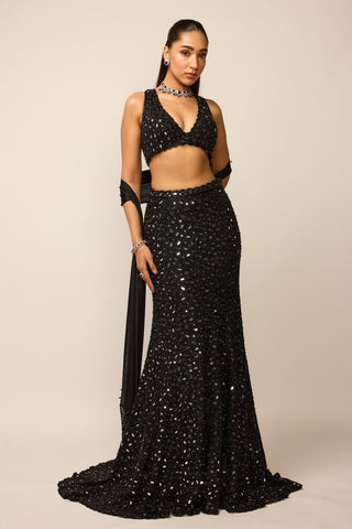 Lehenga Set Indian Wedding - Black fishcut by Vvani By Vani Vats
