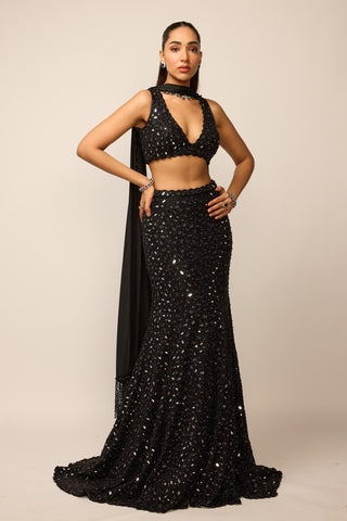 Lehenga Set Indian Wedding - Black fishcut by Vvani By Vani Vats