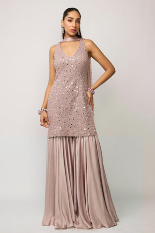 Sharara Set Indian Wedding - Pink satin by Vvani By Vani Vats