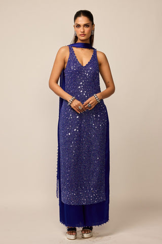 Kurta Set Indian Wedding - Blue v-neck by Vvani By Vani Vats