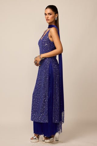 Kurta Set Indian Wedding - Blue v-neck by Vvani By Vani Vats