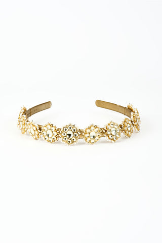 Maathapatti for Festive – Gold Saadgi by Vivinia by Vidhi Mehra