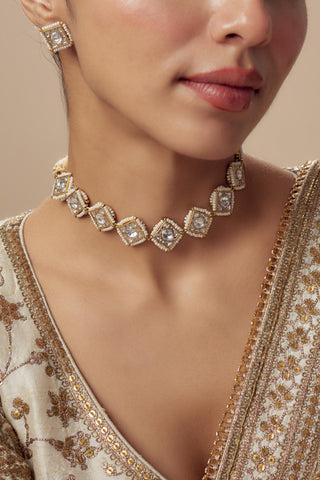 Choker Set for Festive – Red Saadgi by Vivinia by Vidhi Mehra