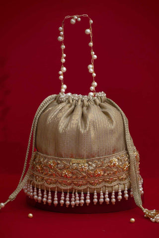 Bucket Bag for Wedding Wear – Grey Vivaah Edit by Amyra