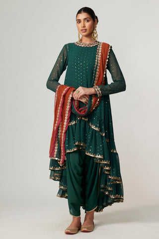 Green noorani kurta with dupatta and dhoti