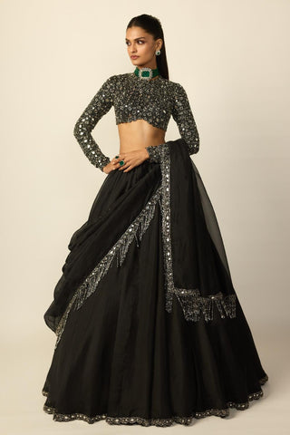 Lehenga Set for Indian Wedding – Black Tassel Dupatta by Vvani By Vani Vats