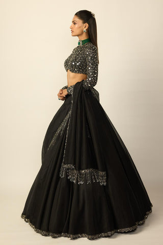 Lehenga Set for Indian Wedding – Black Tassel Dupatta by Vvani By Vani Vats