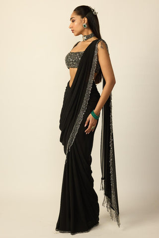 Saree Set for Indian Wedding – Black Tassel by Vvani By Vani Vats
