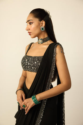 Saree Set for Indian Wedding – Black Tassel by Vvani By Vani Vats