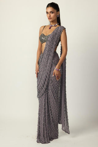 Draped Saree for Indian Wedding – Metallic Gray by Vvani By Vani Vats