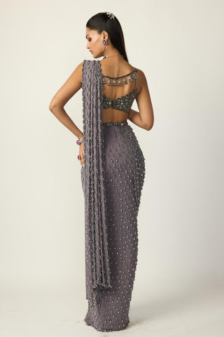 Draped Saree for Indian Wedding – Metallic Gray by Vvani By Vani Vats